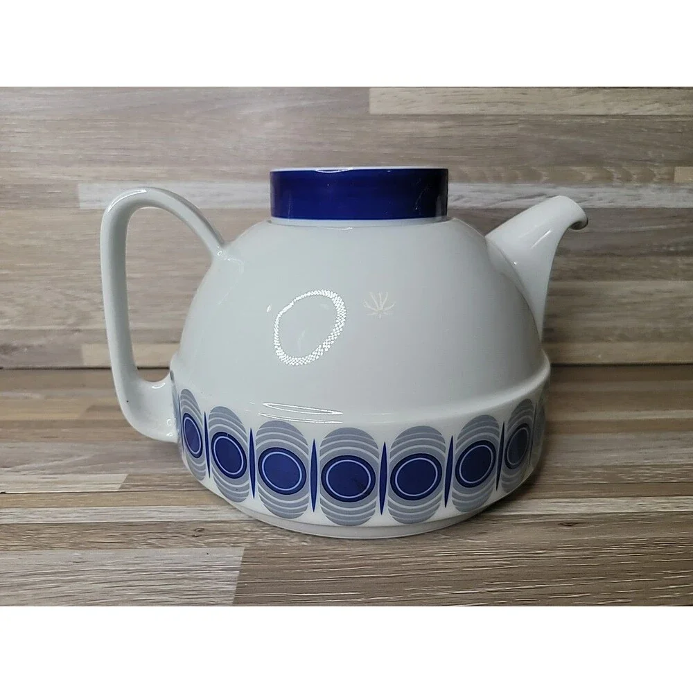 Bavaria Schirnding‎ Ceramic Teapot Blue and White Mid Century Modern Design